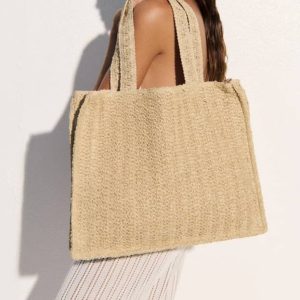 کیف بافتنی دست‌بافت زنانه – مدل هنری و خاص با الیاف باکیفیت